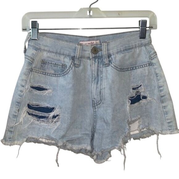 So High Rise Curvy Mom Shorts 1/25W Light Wash Distressed Denim - Picture 1 of 8